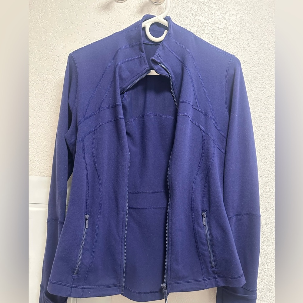 Lululemon define jacket navy blue “indigo” size 8 workout jacket